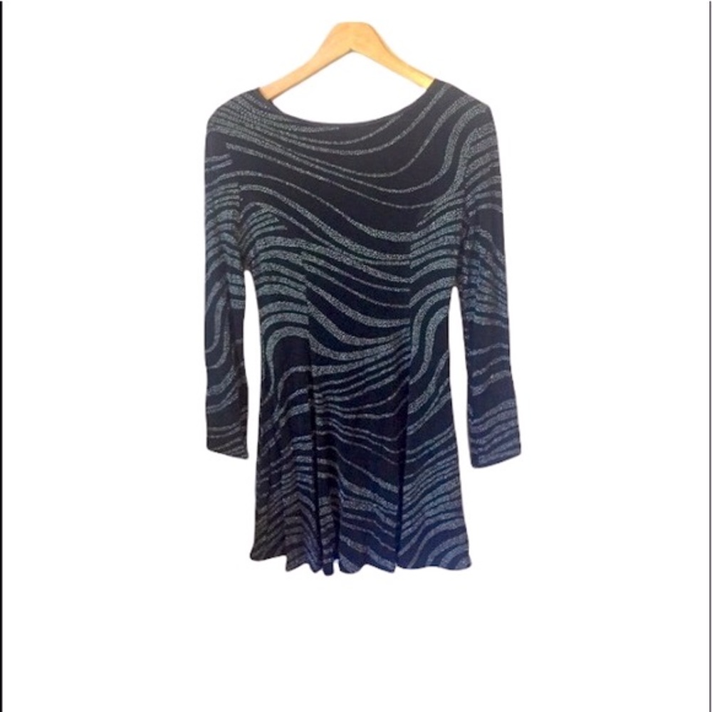 Black Wave-Pattern Long Sleeve Women’s Dress